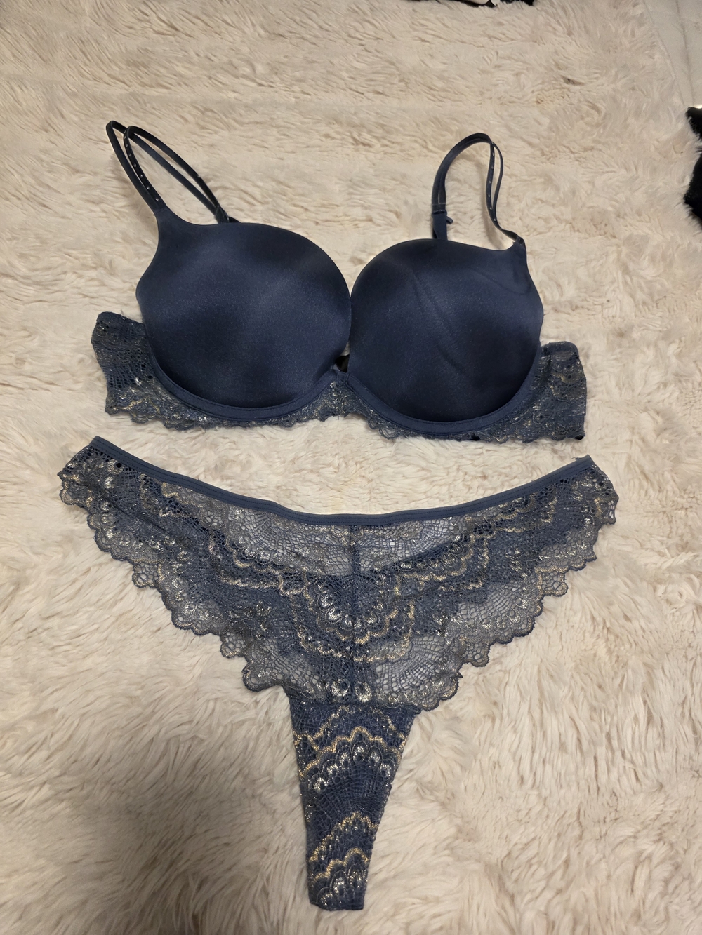 La SENZA Navy Blue Lace Push-Up Bra & Thong Set ( Beyond Sexy Bra )